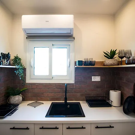 Lux Nomad Mgmt - Zen Super Apartman Szaloniki